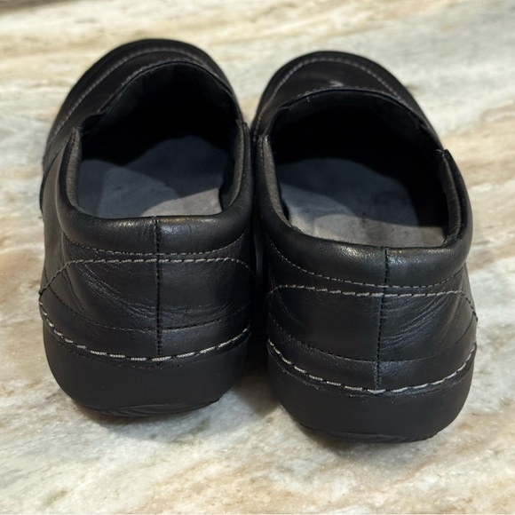 Women’s VIONIC Addison Orthoheel black leather slip on shoes- Size 7 - Picture 4 of 6